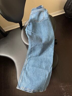 Abercrombie & Fitch Medium Blue Relaxed Boyfriend Jeans